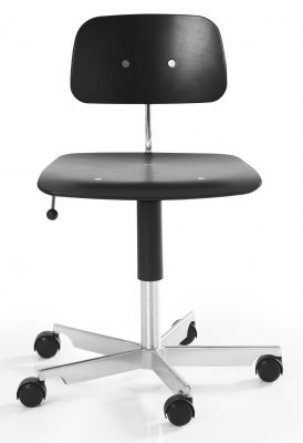 Schwarzer Kevi Drehstuhl mit Rollen und Rückenlehne, ideal für Büro und Arbeitszimmer.